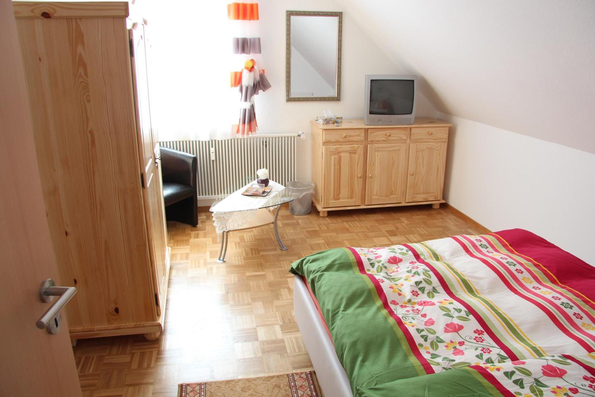 Hotel Am Schloss Neuenstein 部屋 写真