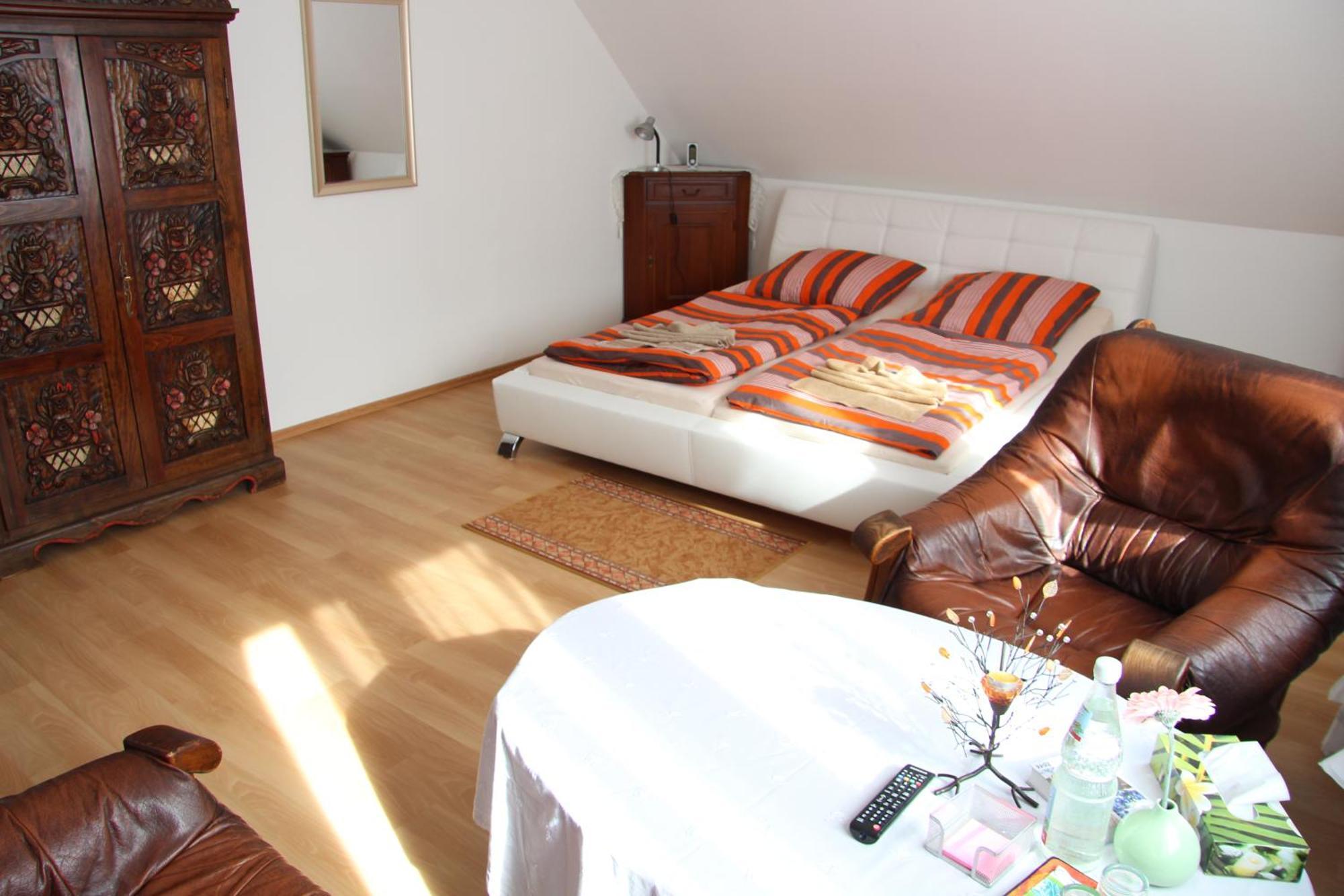 Hotel Am Schloss Neuenstein 部屋 写真