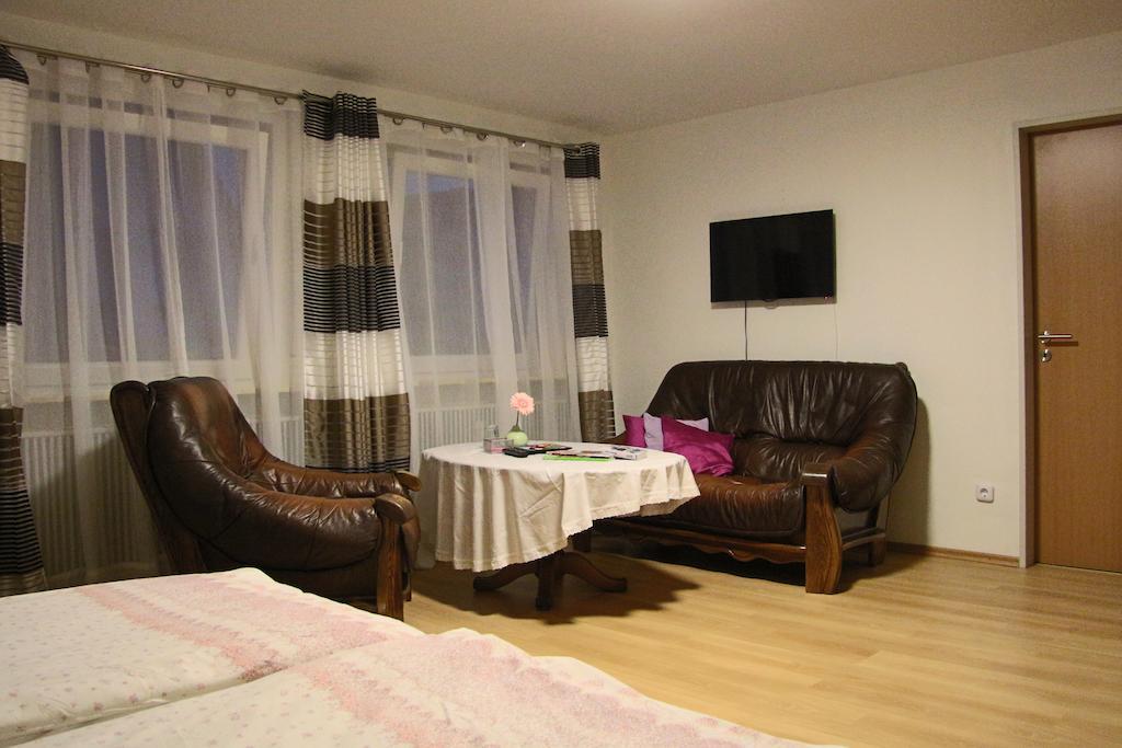 Hotel Am Schloss Neuenstein 部屋 写真