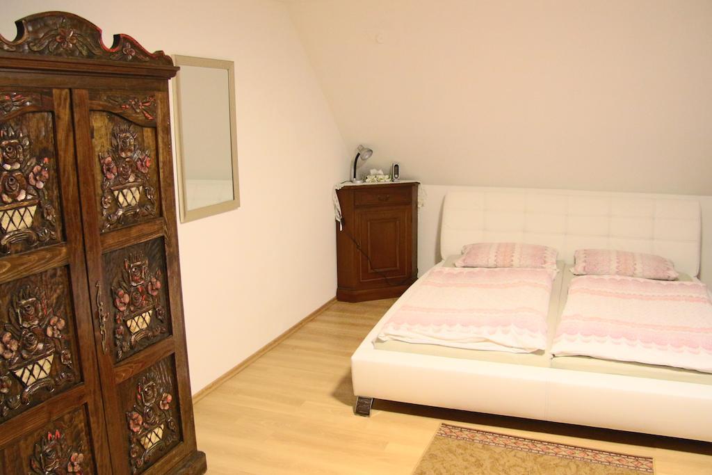 Hotel Am Schloss Neuenstein 部屋 写真
