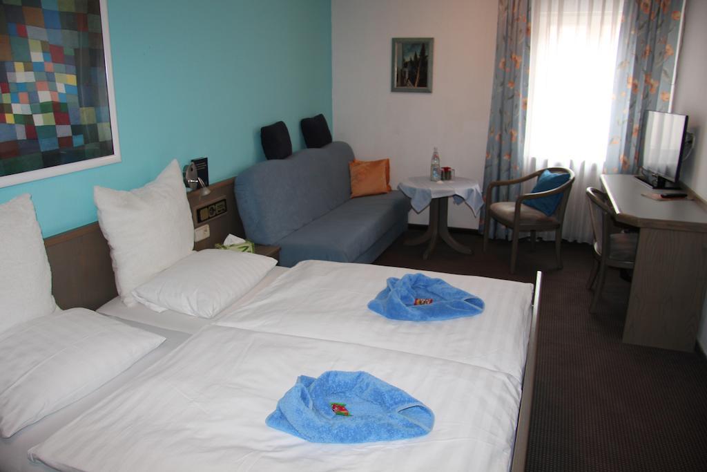 Hotel Am Schloss Neuenstein 部屋 写真