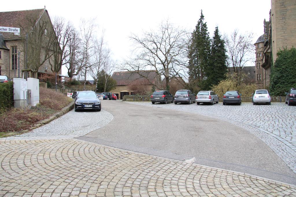 Hotel Am Schloss Neuenstein エクステリア 写真